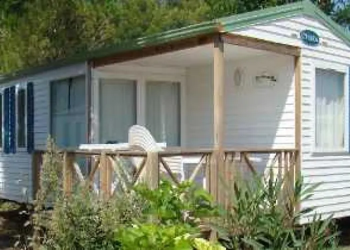 Zecamping 2 Piscine Et Pataugeoire Snack Restaurant Et Soiree Animees 2* Saint-Sozy