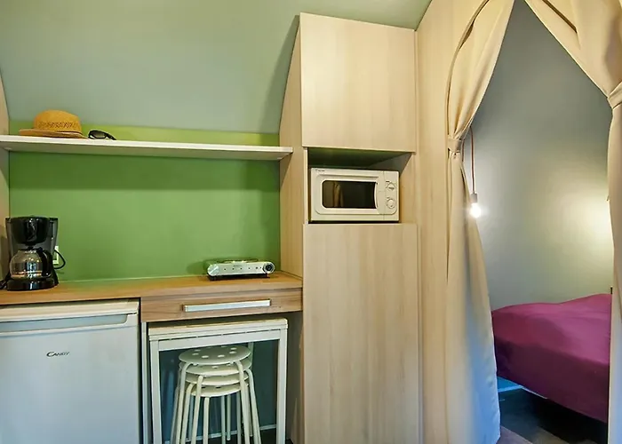 2 Etoiles - Piscine - Ccab0if Kemping *